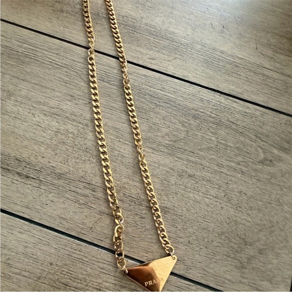 Prada repurposed gold necklace - Picture 3 of 4